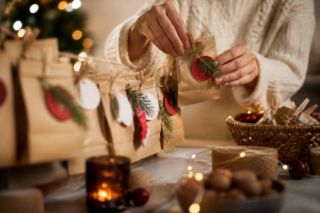Cadeau calendrier de l'avent : idées originales pour surprendre chaque jour